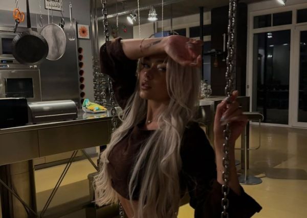 Проститутка Милана (Уссурийска, Центр), 5000 руб. за час общения.